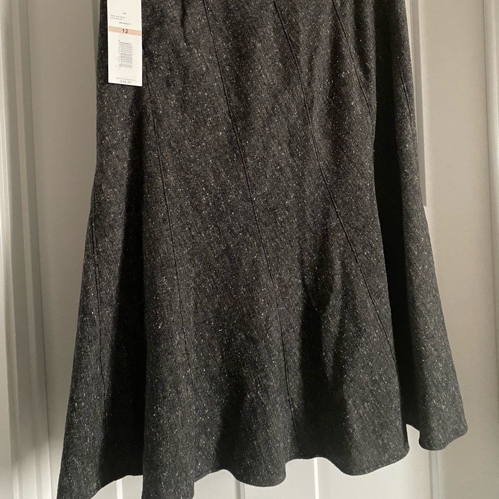 🎀WOMEN SKIRT NEW WITH TAGS🎀